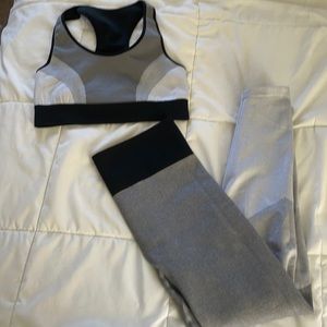 BUNDLE Aerie leggings and sports bra set